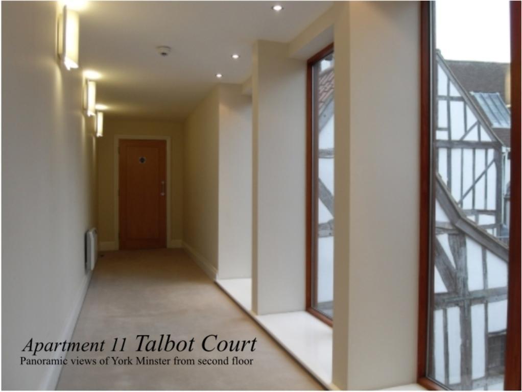요크 11 Talbot Court 아파트 외부 사진